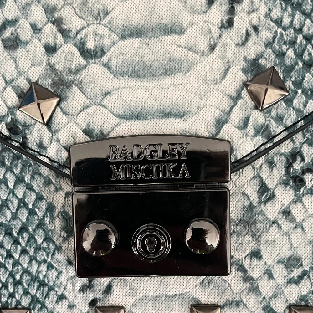 Badgley Mischka chic blue